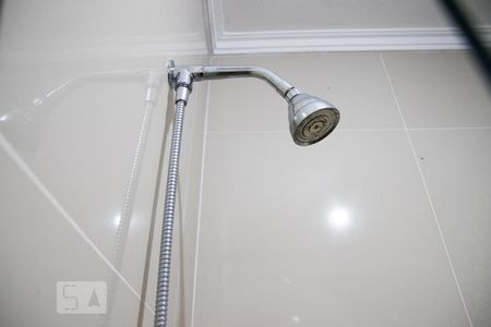 Apartamento à venda com 88m², 2 quartos e 2 vagasChuveiro