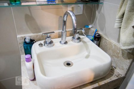 Apartamento à venda com 88m², 2 quartos e 2 vagasPia