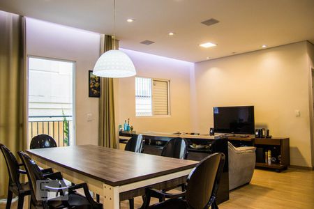 Sala de apartamento à venda com 2 quartos, 88m² em Vila Curuca, Santo André