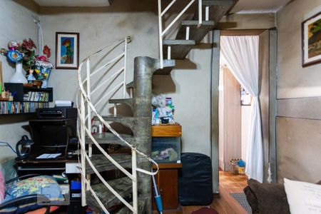 Casa à venda com 400m², 8 quartos e 4 vagas Casa à venda com 400m², 8 quartos e 4 vagasSala Casa 2