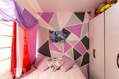 Casa à venda com 400m², 8 quartos e 4 vagas Casa à venda com 400m², 8 quartos e 4 vagasQuarto 5