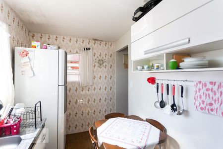 Casa à venda com 400m², 8 quartos e 4 vagas Casa à venda com 400m², 8 quartos e 4 vagasCozinha