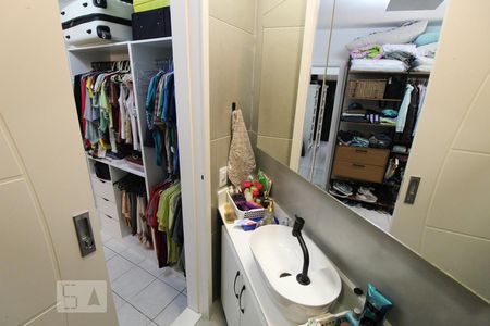 Apartamento para alugar com 55m², 2 quartos e sem vagaBanheiro da Suíte 2