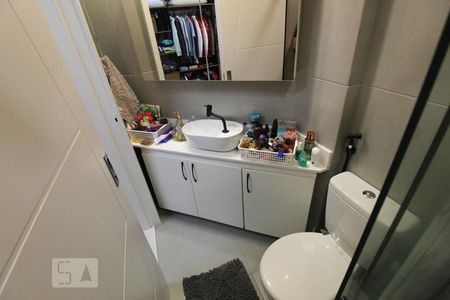 Apartamento para alugar com 55m², 2 quartos e sem vagaBanheiro da Suíte 2