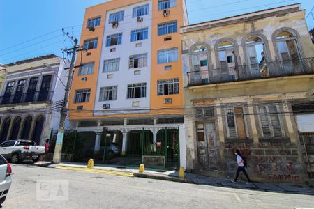 Apartamento para alugar com 55m², 2 quartos e sem vagaFachada