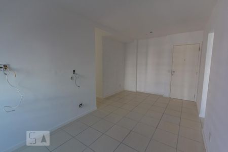 Sala de apartamento para alugar com 2 quartos, 65m² em Freguesia (jacarepaguá), Rio de Janeiro
