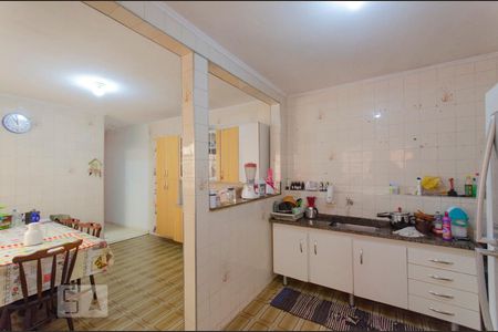 Casa à venda com 150m², 3 quartos e 2 vagas Casa à venda com 150m², 3 quartos e 2 vagasCozinha