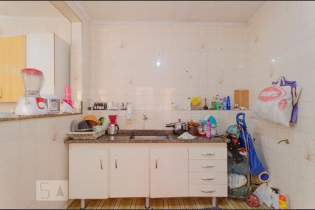 Casa à venda com 150m², 3 quartos e 2 vagas Casa à venda com 150m², 3 quartos e 2 vagasCozinha