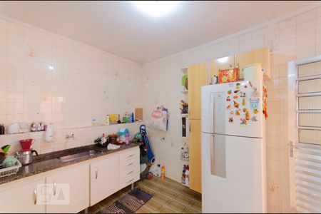 Casa à venda com 150m², 3 quartos e 2 vagas Casa à venda com 150m², 3 quartos e 2 vagasCozinha