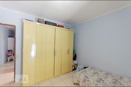 Casa à venda com 150m², 3 quartos e 2 vagas Casa à venda com 150m², 3 quartos e 2 vagasSuíte