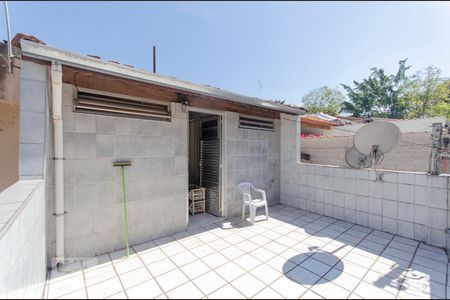 Casa à venda com 150m², 3 quartos e 2 vagas Casa à venda com 150m², 3 quartos e 2 vagasVaranda Suíte