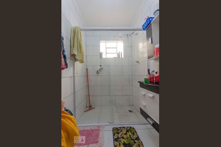 Casa à venda com 150m², 3 quartos e 2 vagas Casa à venda com 150m², 3 quartos e 2 vagasBanheiro 2
