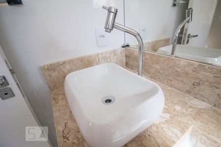 Apartamento para alugar com 58m², 3 quartos e 1 vagaBanheiro