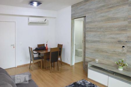 Sala de apartamento para alugar com 1 quarto, 57m² em Gonzaga, Santos