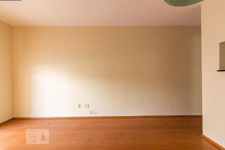 Sala de apartamento para alugar com 3 quartos, 60m² em Vila Lageado, São Paulo