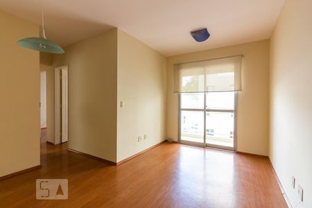 Sala de apartamento para alugar com 3 quartos, 60m² em Vila Lageado, São Paulo