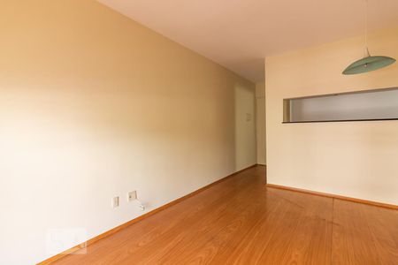 Sala de apartamento para alugar com 3 quartos, 60m² em Vila Lageado, São Paulo