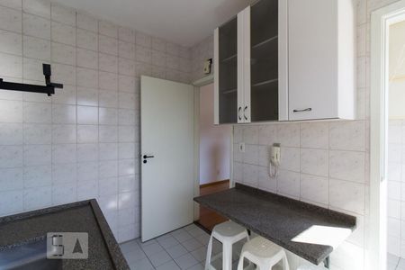 Apartamento para alugar com 52m², 2 quartos e 1 vaga Apartamento para alugar com 52m², 2 quartos e 1 vagaCozinha