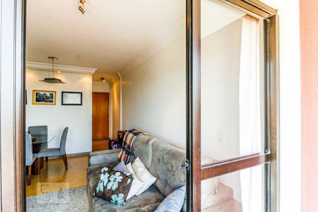 Apartamento para alugar com 55m², 2 quartos e 1 vaga Apartamento para alugar com 55m², 2 quartos e 1 vagaVaranda