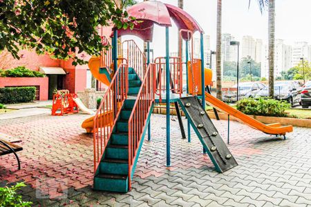 Apartamento para alugar com 55m², 2 quartos e 1 vaga Apartamento para alugar com 55m², 2 quartos e 1 vagaPlayground