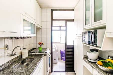 Apartamento para alugar com 55m², 2 quartos e 1 vaga Apartamento para alugar com 55m², 2 quartos e 1 vagaCozinha