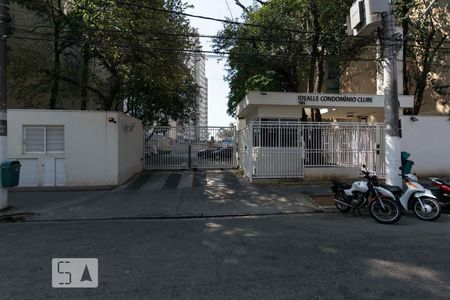 Apartamento à venda com 67m², 3 quartos e 1 vagaEntrada