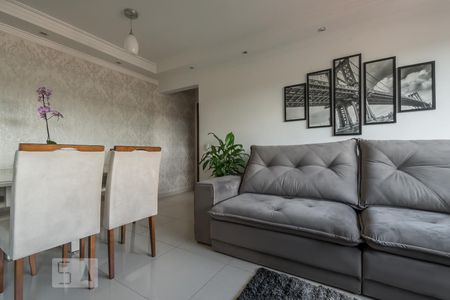 Apartamento à venda com 65m², 2 quartos e 1 vagaSala