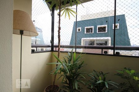 Apartamento à venda com 104m², 3 quartos e 2 vagasVaranda