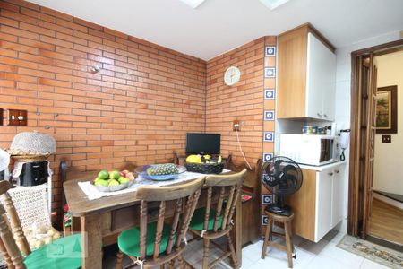 Apartamento à venda com 104m², 3 quartos e 2 vagasCozinha