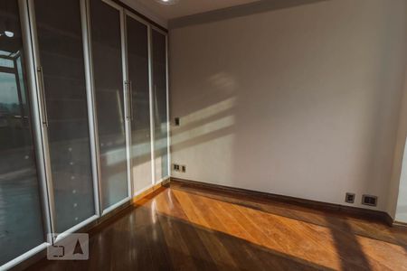 Apartamento à venda com 281m², 4 quartos e 2 vagasQuarto Suíte 2