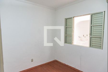 Casa para alugar com 250m², 3 quartos e 5 vagas Casa para alugar com 250m², 3 quartos e 5 vagasQuarto 2