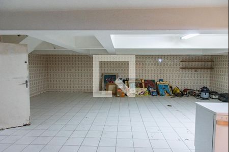 Casa para alugar com 250m², 3 quartos e 5 vagas Casa para alugar com 250m², 3 quartos e 5 vagasGaragem