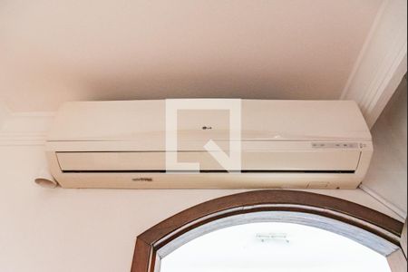 Ar condicionado de casa para alugar com 3 quartos, 250m² em Vila Monumento, São Paulo