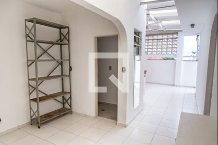 Casa para alugar com 250m², 3 quartos e 5 vagas Casa para alugar com 250m², 3 quartos e 5 vagasÁrea de serviço
