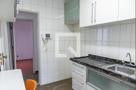 Casa para alugar com 250m², 3 quartos e 5 vagas Casa para alugar com 250m², 3 quartos e 5 vagasCozinha