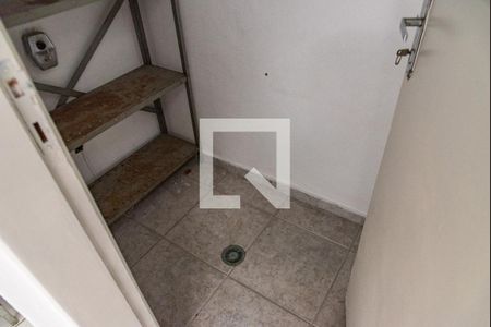 Casa para alugar com 250m², 3 quartos e 5 vagas Casa para alugar com 250m², 3 quartos e 5 vagasDespensa