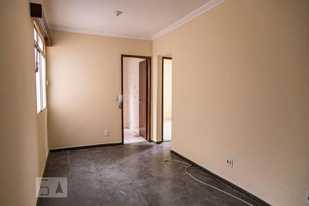 Sala de apartamento para alugar com 2 quartos, 52m² em Padre Eustáquio, Belo Horizonte
