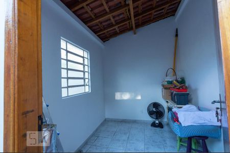 Casa à venda com 310m², 3 quartos e 4 vagasQuarto de serviço