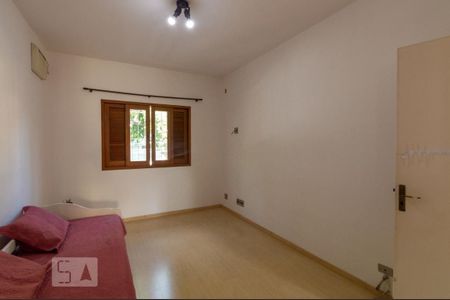 Casa à venda com 310m², 3 quartos e 4 vagasSuíte 2