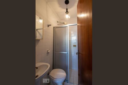 Casa à venda com 310m², 3 quartos e 4 vagasBanheiro de serviço 1