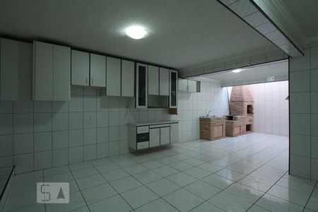 Casa à venda com 371m², 2 quartos e 4 vagasChurrasqueira e salão de festa