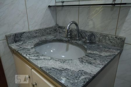 Casa à venda com 371m², 2 quartos e 4 vagasPia