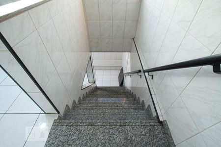 Casa à venda com 371m², 2 quartos e 4 vagasEscada Churrasqueira