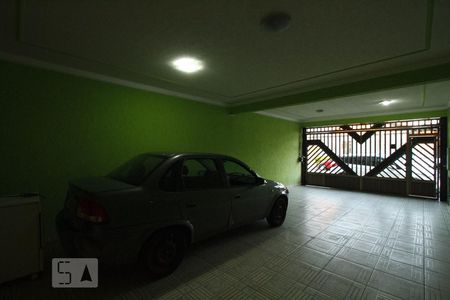 Casa à venda com 371m², 2 quartos e 4 vagasGaragem