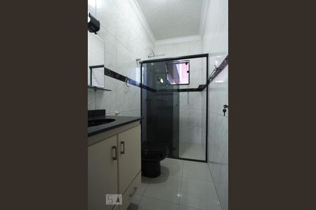 Casa à venda com 371m², 2 quartos e 4 vagasBanheiro da suíte 2