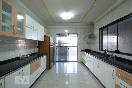 Casa à venda com 371m², 2 quartos e 4 vagasCozinha