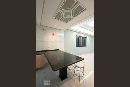 Casa à venda com 371m², 2 quartos e 4 vagasCozinha