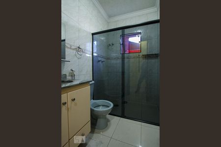 Casa à venda com 371m², 2 quartos e 4 vagasBanheiro social