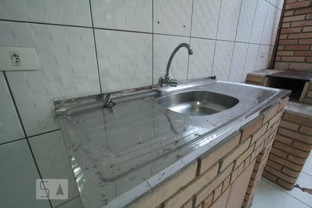 Casa à venda com 371m², 2 quartos e 4 vagasPia