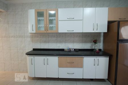 Casa à venda com 371m², 2 quartos e 4 vagasArmários